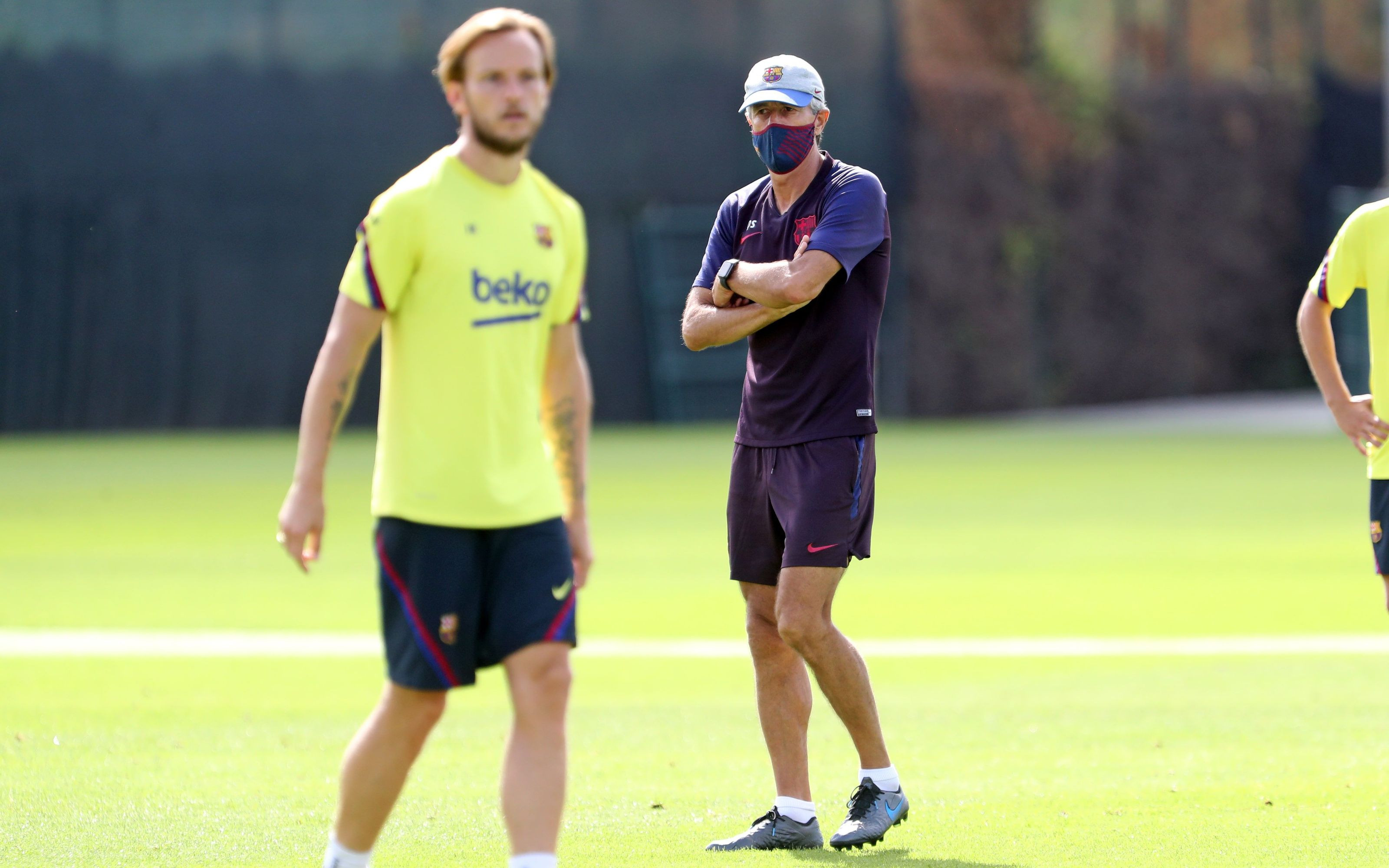 Quique Setién en un entrenamiento del Barça / FC Barcelona