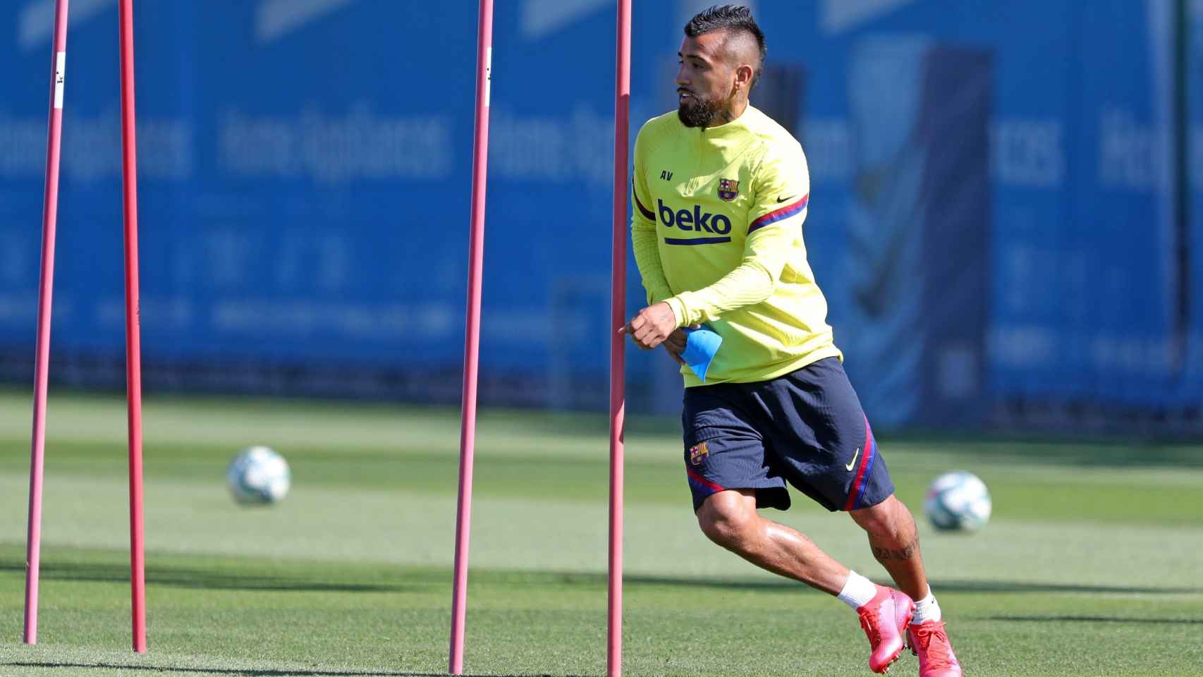 Arturo Vidal entrenando con el Barça / FC Barcelona