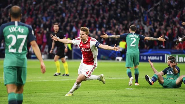 Matthijs de Ligt celebra el gol que marcó al Tottenham en las semifinales de la Champions / EFE