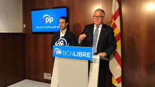 Óscar Ramírez (izq.) y Josep Bou (der.), representantes del PP de Barcelona / EP