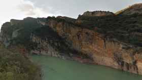 Desfiladero de Mont-rebei, en Lleida, lugar en el que un hombre ha perdido la vida practicando un deporte extremo este martes / GOOGLE STREET VIEW