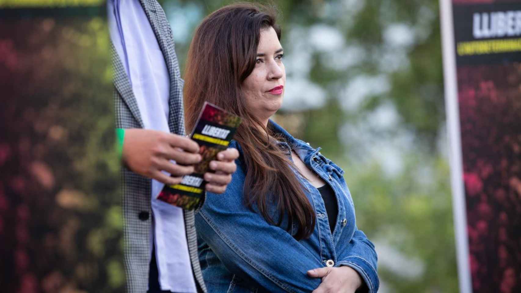 La activista CDR Tamara Carrasco en una concentración en la plaza Catalunya de Barcelona / EP