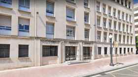 Exterior de la Audiencia de Tarragona, donde le fue impuesta al preso la condena que ahora ratifica el TSJC / GOOGLE MAPS