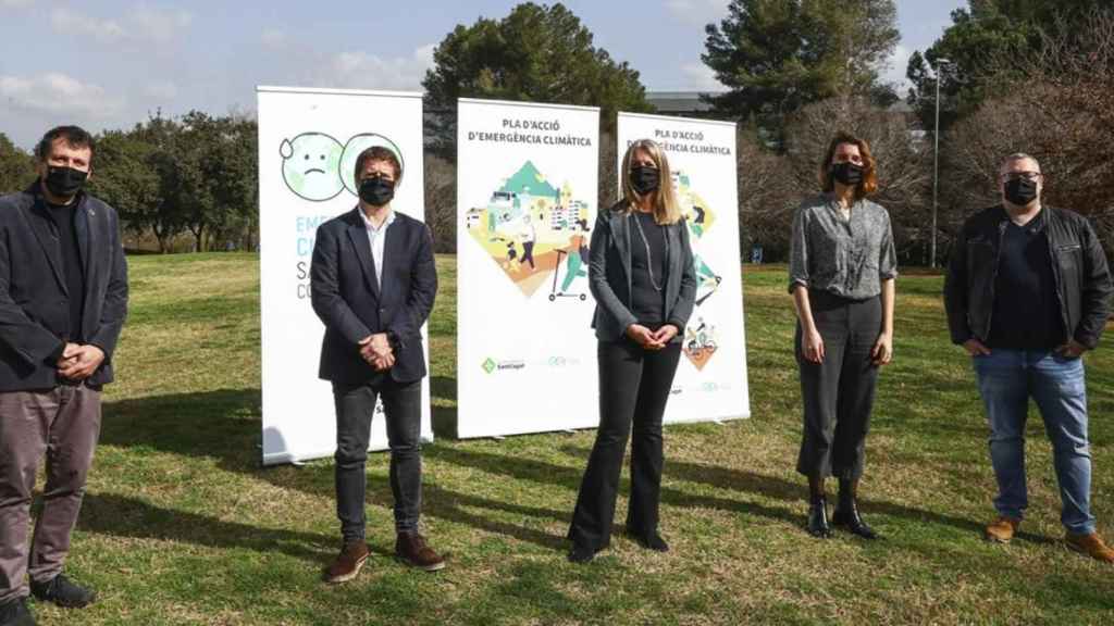 Mireia Ingla, alcaldesa de Sant Cugat, junto a otros responsables municipales, durante la presentación del plan / AJUNTAMENT DE SANT CUGAT