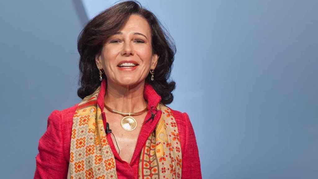 El Banco Santander, presidido por Ana Botín, firma el ERE con los sindicatos