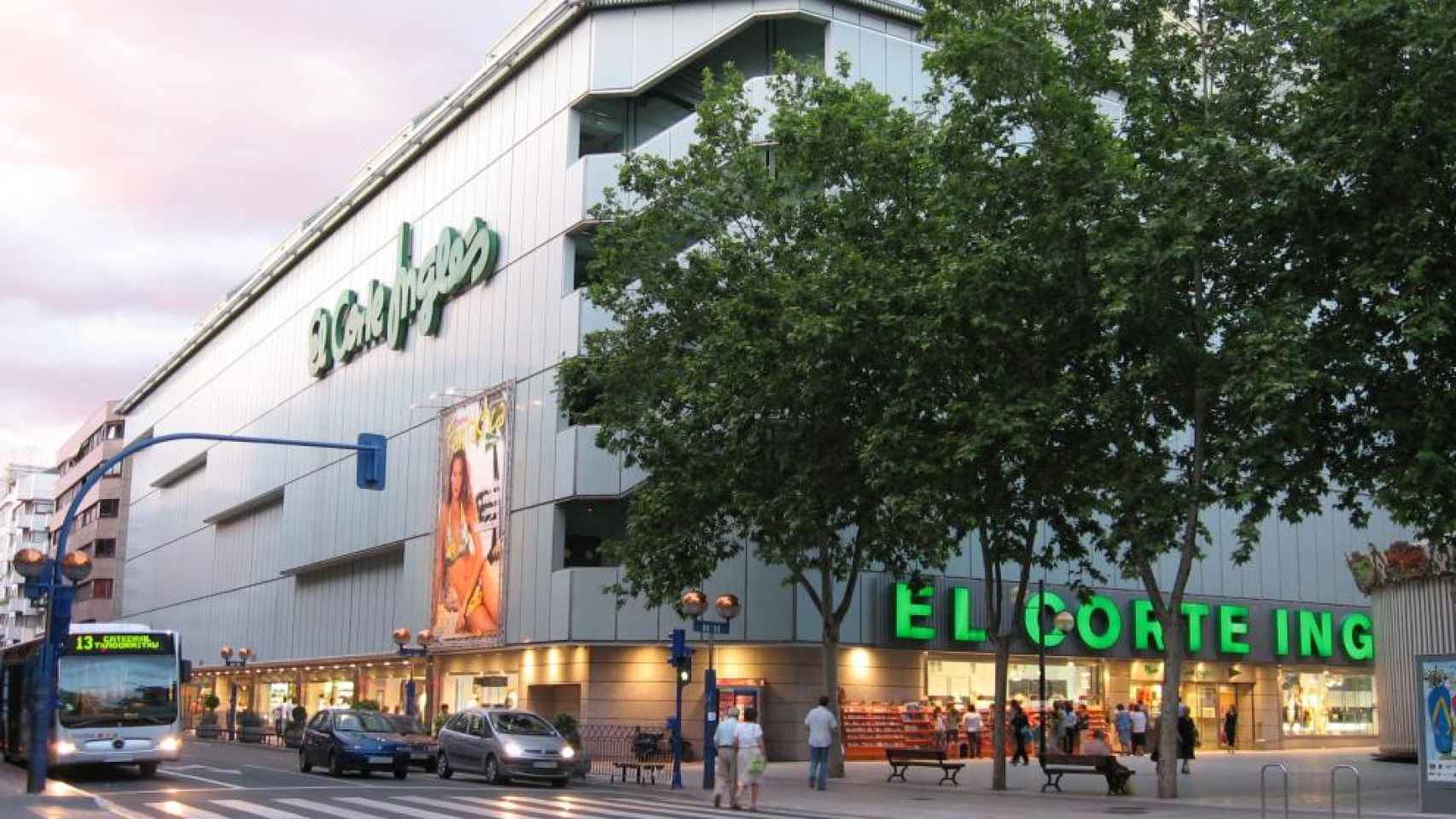 Sede de El Corte Inglés en Vitoria.