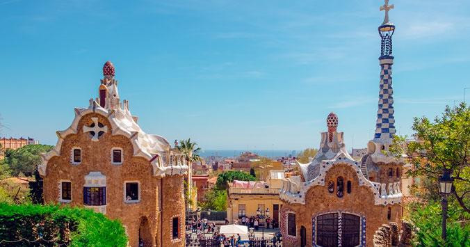 Park Güell, uno de los lugares más valorados de Barcelona / DANIEL CORNESCHI - UNSPLASH