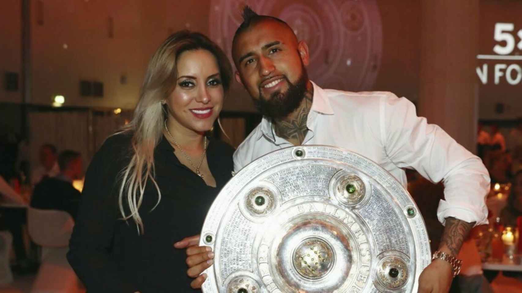 María Teresa Matus y Arturo Vidal / EFE