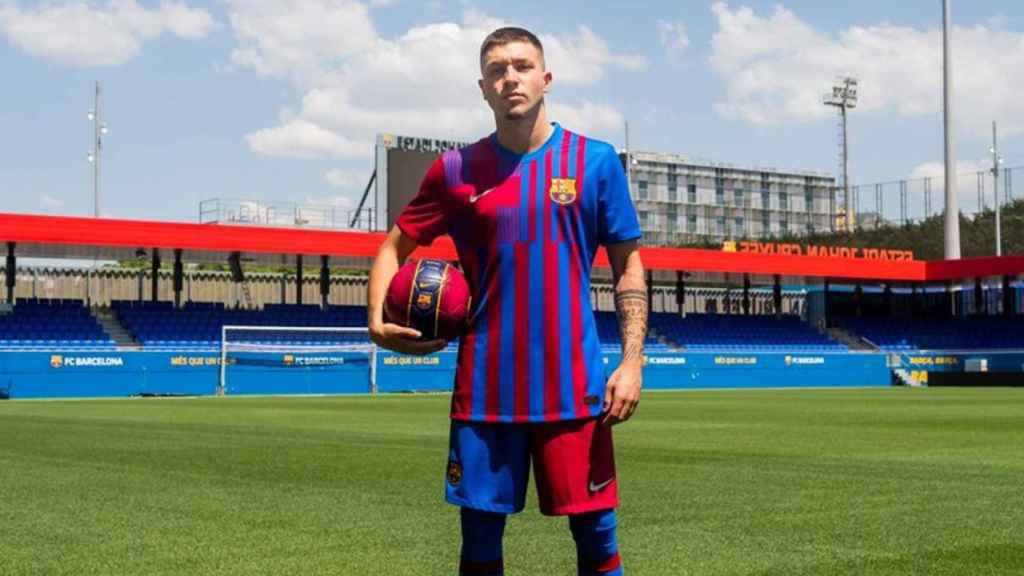 Antonio Aranda en su presentación con el Barça B / FCB