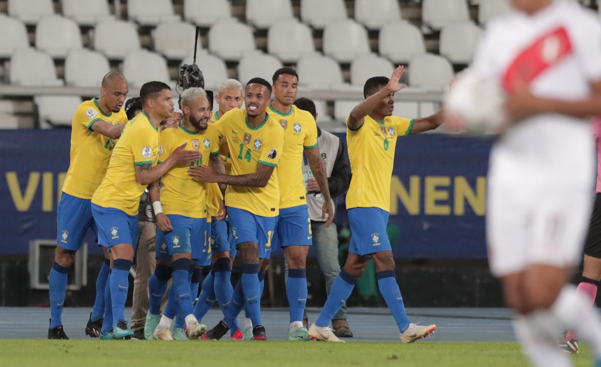 Neymar celebrando un gol contra Perú en la Copa América / EFE