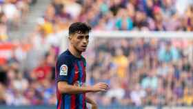 Pedri, durante el Barça-Elche disputado en el Camp Nou / LUIS MIGUEL AÑÓN (CG)