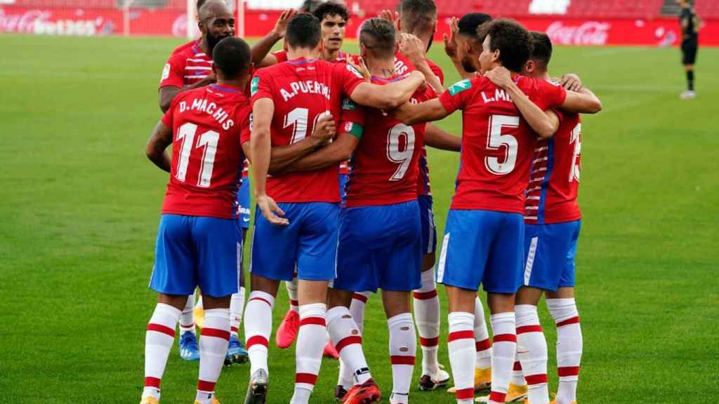 Los jugadores del Granada celebrando un gol / Granada