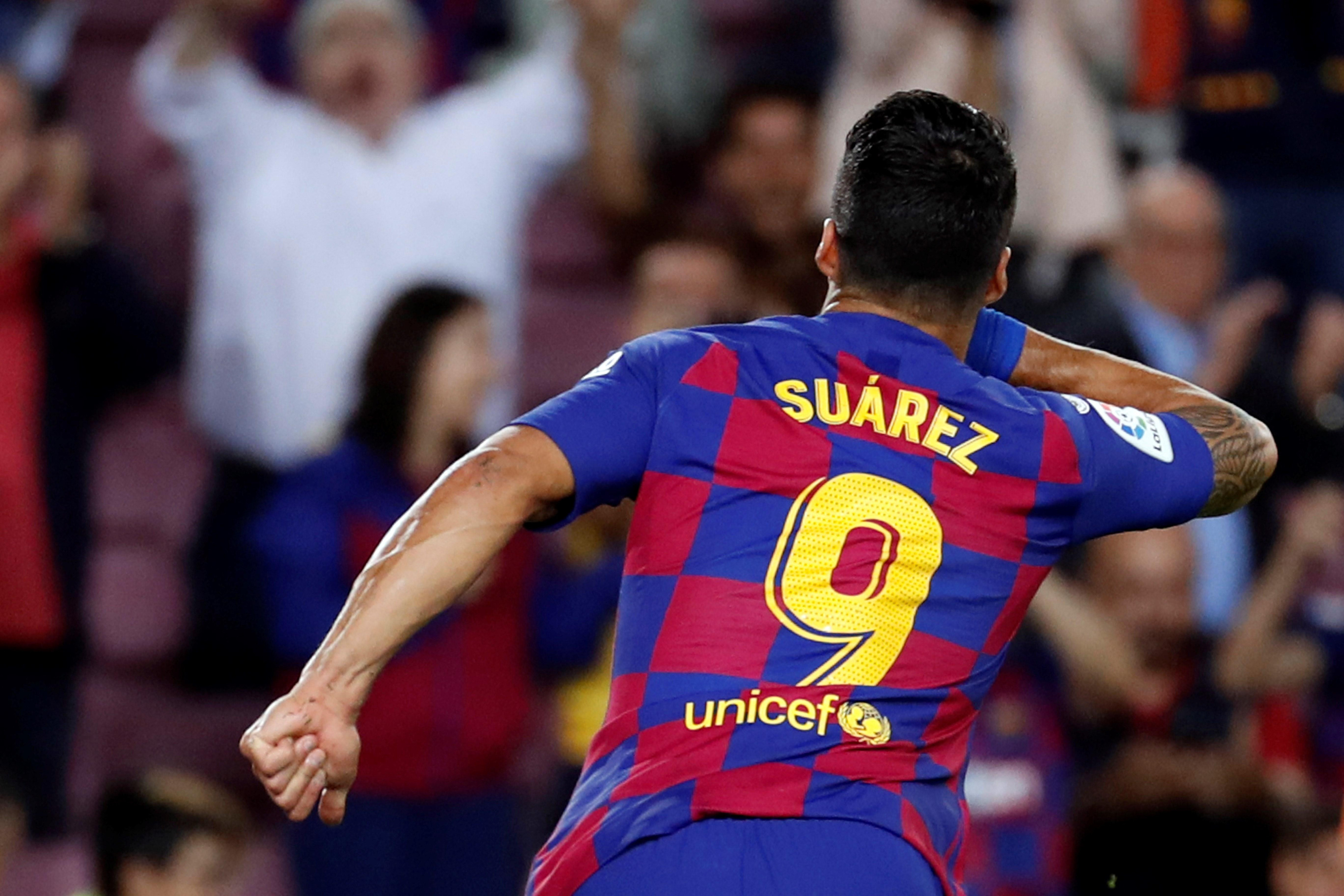 Una foto de Luis Suárez celebrando su tanto al Sevilla / EFE