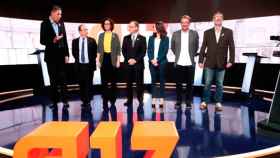 Independentistas contra el 155: (De izquierda a derecha) Xavier García Albiol (PP), Miquel Iceta (PSC), Marta Rovira (ERC), Jordi Turull (Junts per Catalunya), Inés Arrimadas (Ciudadanos), Xavier Domènech (Catalunya en Comú) y Carles Riera (CUP), minutos