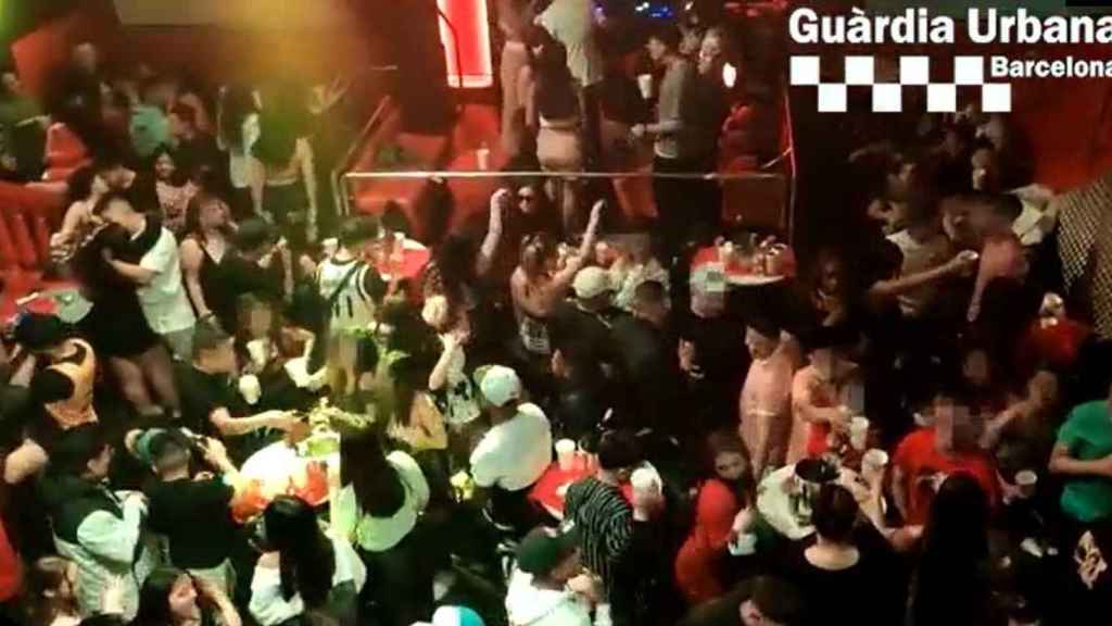 Fiesta ilegal desalojada en Barcelona / GUB