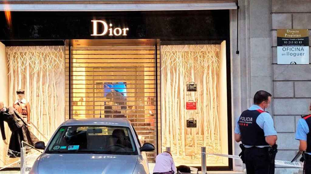 Imagen del alunizaje en la tienda Dior del Paseo de Gracia de Barcelona / CG