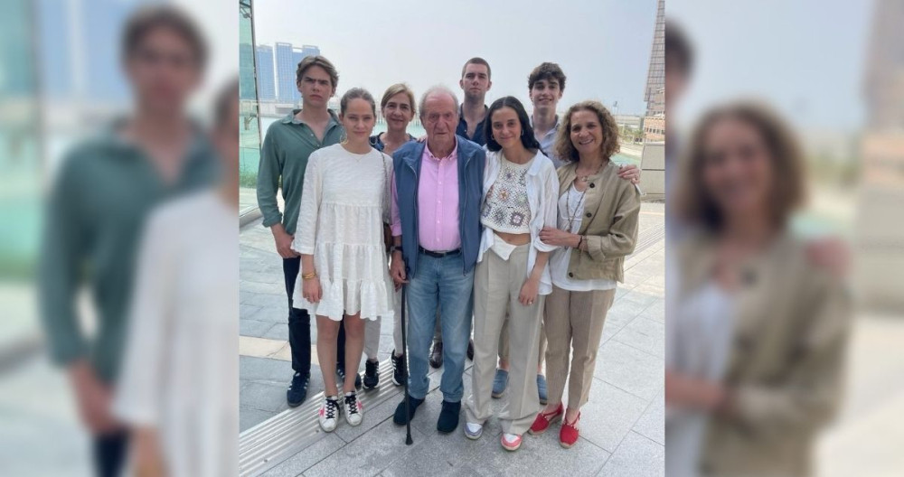 El rey Juan Carlos I junto a las infantas Cristina y Elena y sus nietos, Irene, Juan Valentín, Pablo y Miguel Urgandarin, y Victoria Federica / EP