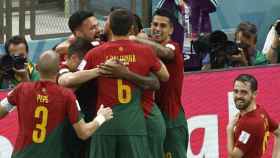 La selección de Portugal festeja uno de los goles anotados en el Mundial de Qatar / EFE