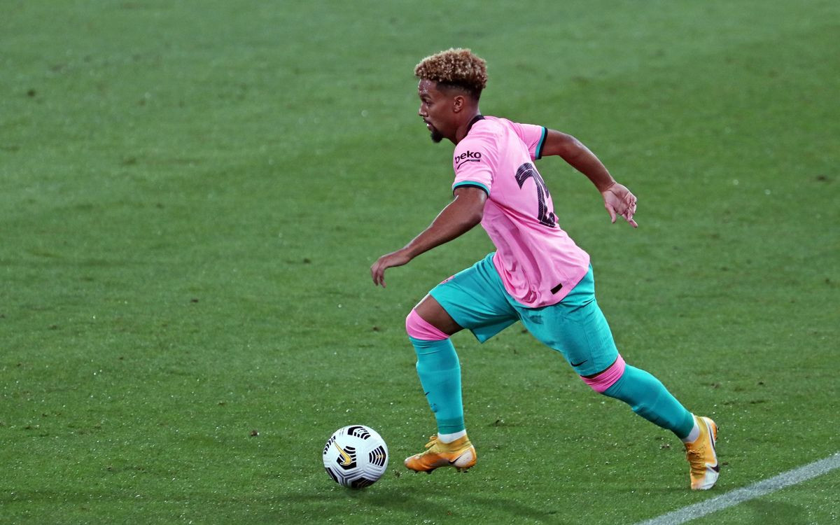 Konrad de la Fuente durante el partido ante la Llagostera /FCB