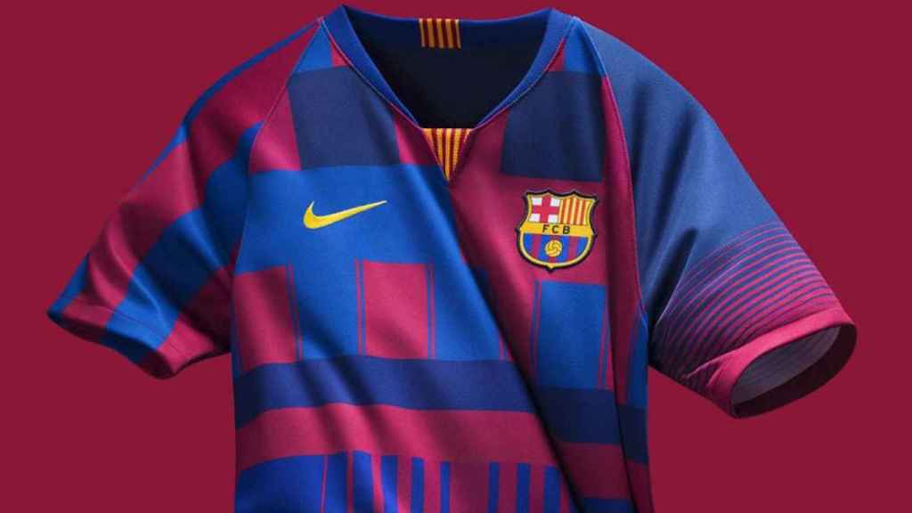 Camiseta especial por los 20 años de unión entre el Barça y Nike / Nike