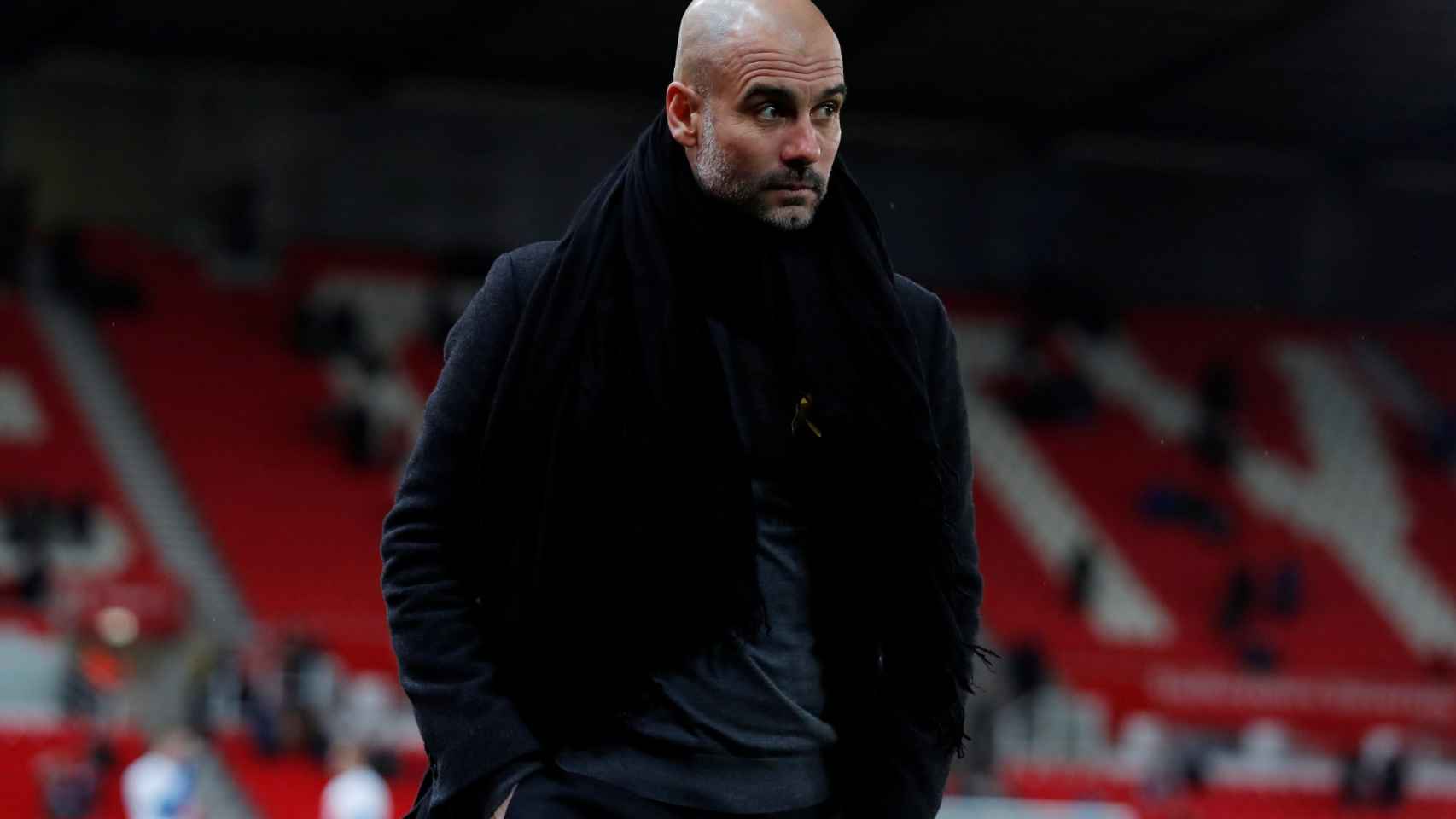 Pep Guardiola en un partido con el Manchester City / EFE