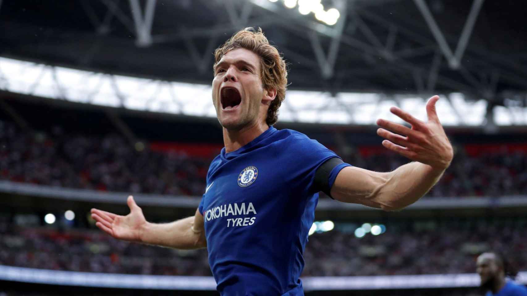 Marcos Alonso, celebrando un gol marcado con el Chelsea / REDES