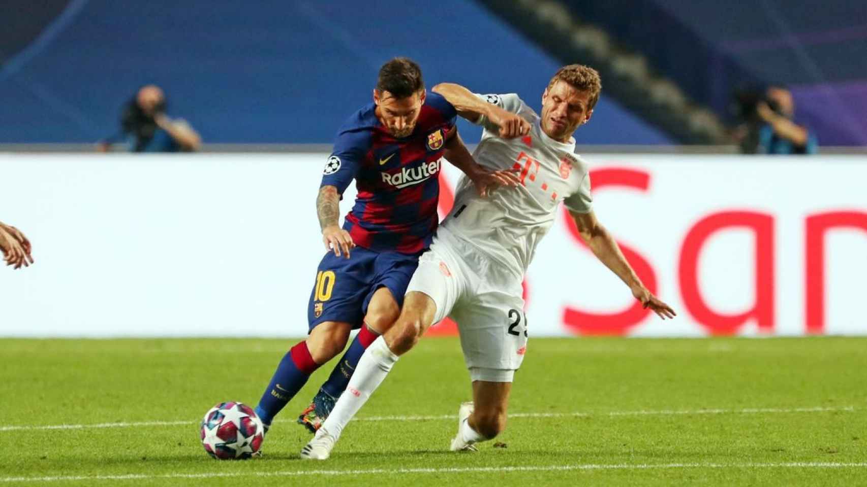 Leo Messi durante el partido ante el Bayern /FCB