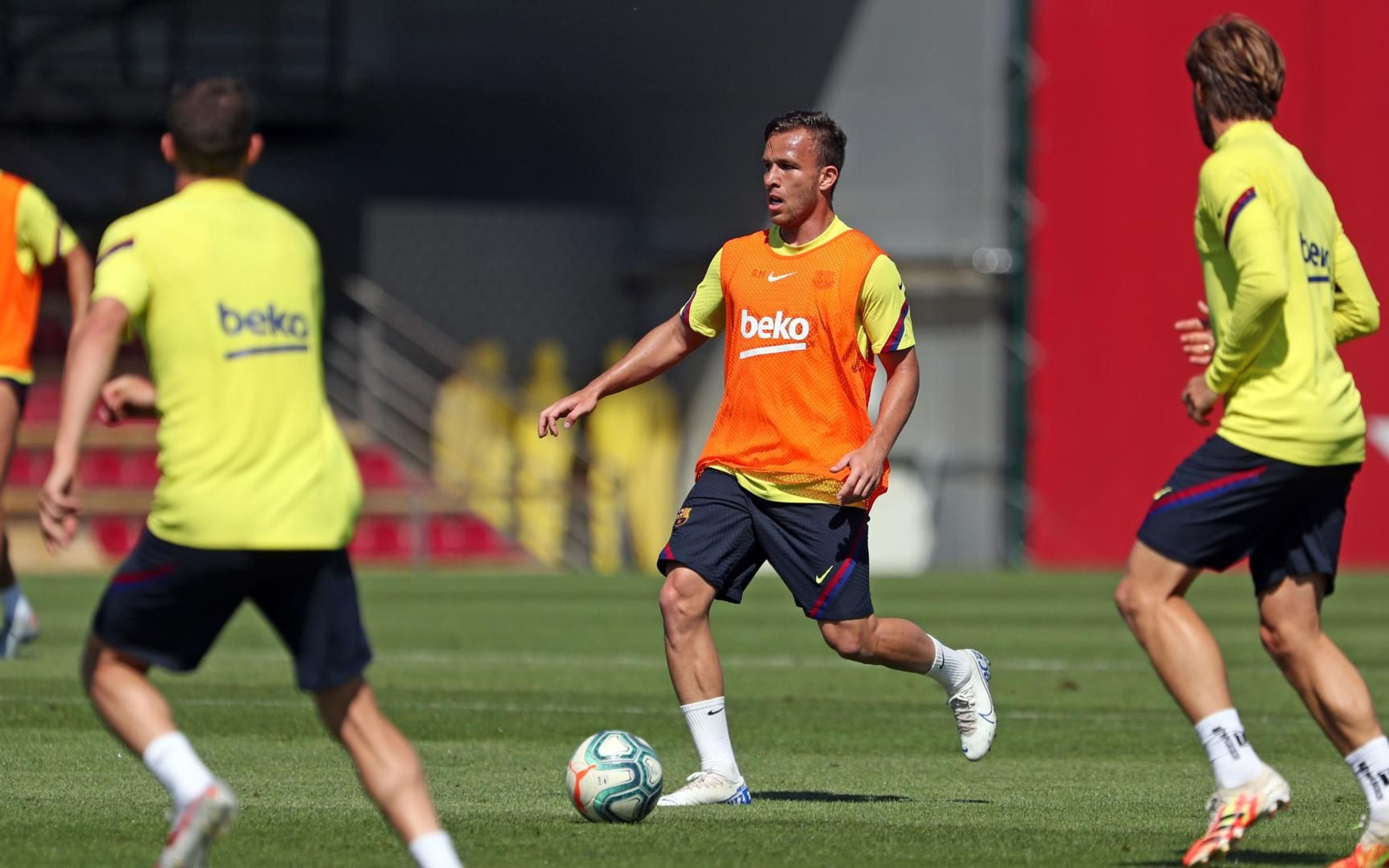 Arthur Melo en un entrenamiento del Barça / FC Barcelona