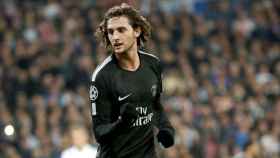 Adrien Rabiot, el medio del PSG pretendido por el Barça | EFE