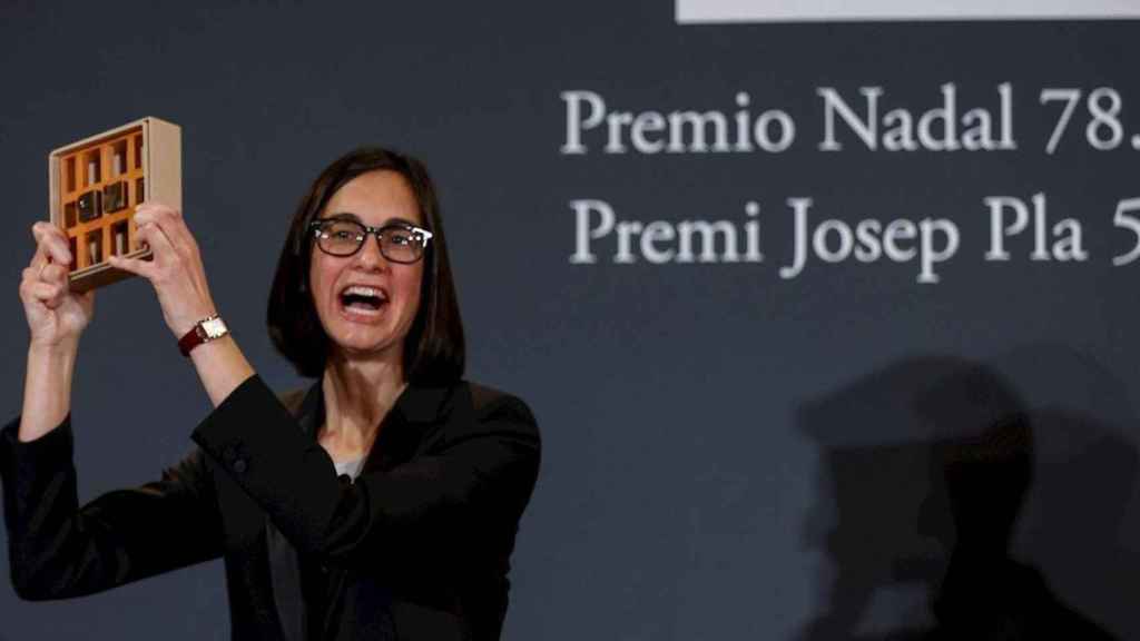 La escritora Inés Martín Rodrigo recibe el Premio Nadal de novela 2022 / EFE