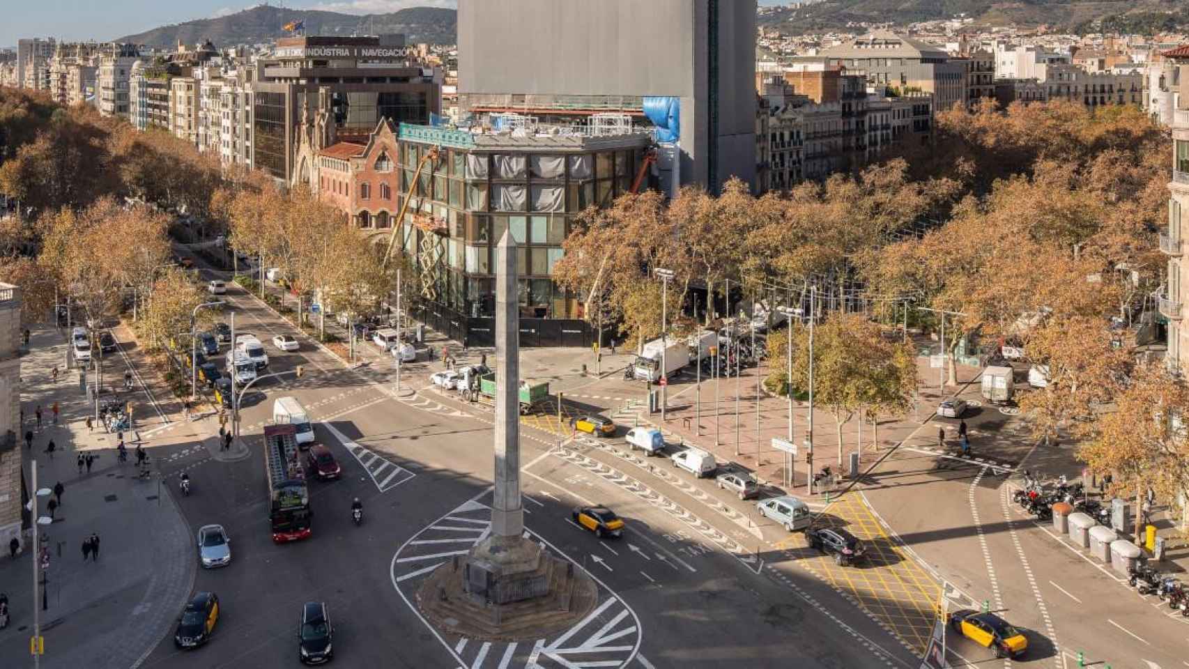 Vista panorámica de la Casa Seat, donde se ha celebrado el encuentro entre los alcaldes de Barcelona y Milán / EP