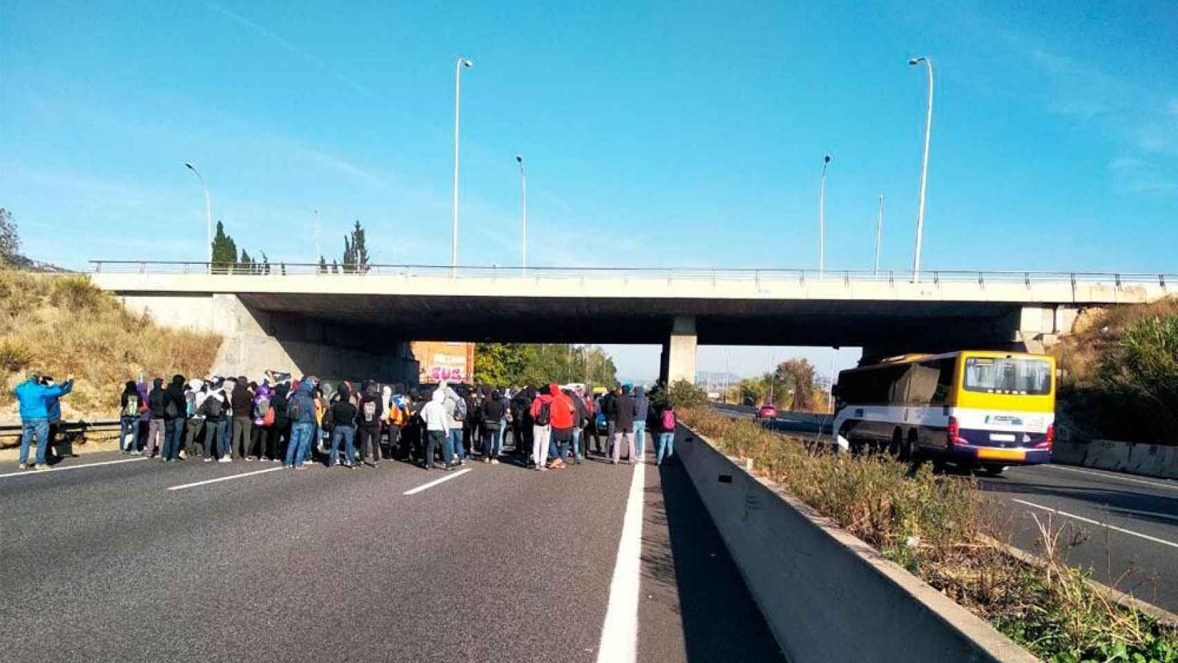 Imagen de un corte de los CDR para boicotear la manifestación de SCC / CG