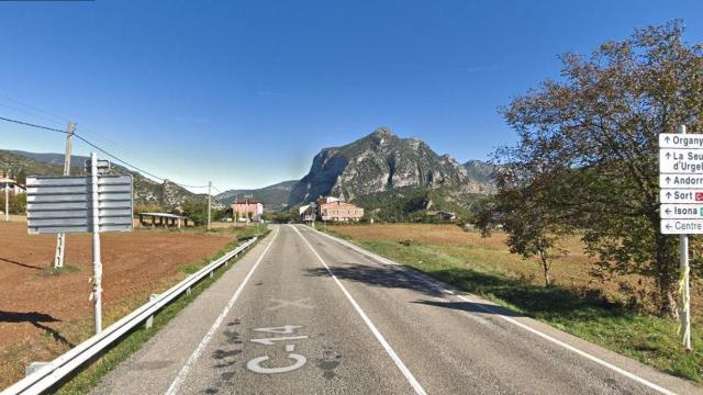 Carretera C-14, donde se ha producido el accidente en el que 3 motoristas han quedado muy graves / GOOGLE MAPS