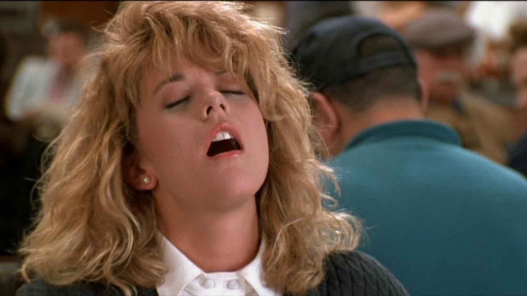 La actriz Meg Ryan en la popular secuencia en la que finge un orgasmo en la película 'Cuando Harry conoció a Sally'