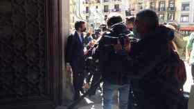 Pablo Casado, en la entrada del Palau Macaya, en un acto organizado por Foment del Treball / CG