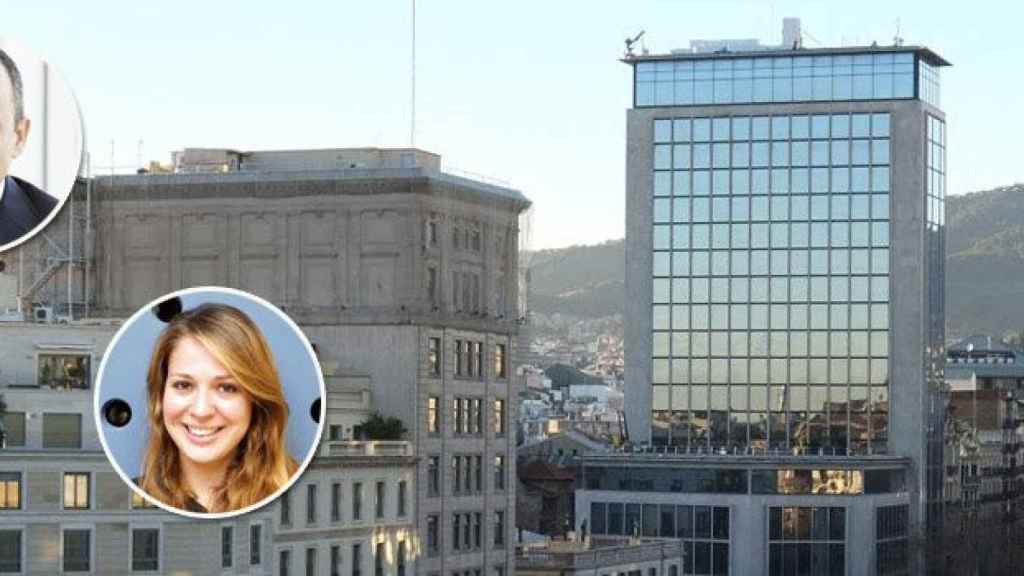 El propietario de KKH, Josep Maria Farré, y la teniente de alcalde de Urbanismo de Barcelona, Janet Sanz