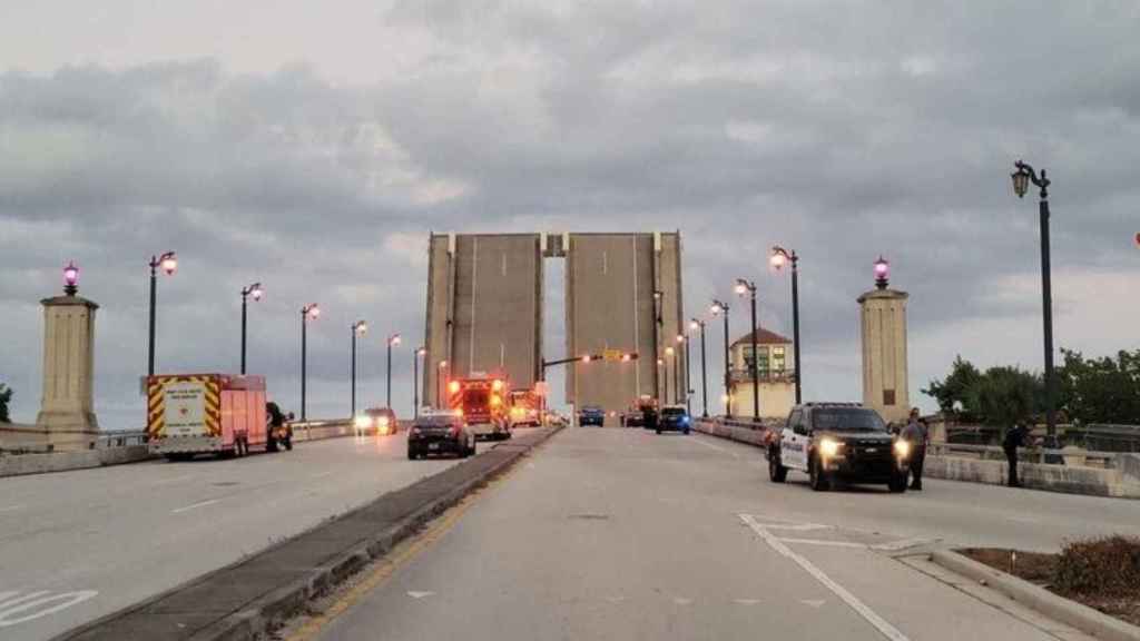 El puente Royal Park de Florida / POLICIA WEST PALM BEACH