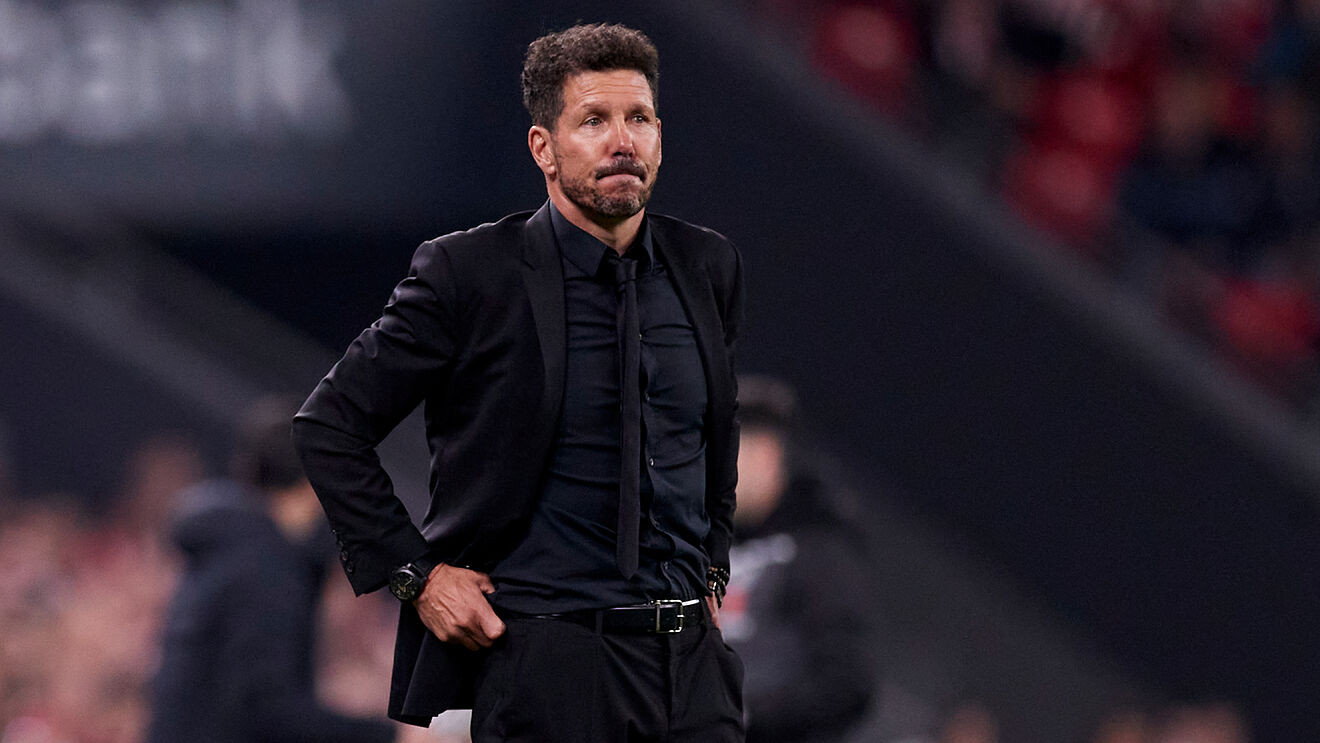 Simeone durante la derrota del Atlético de Madrid contra el Bayer Leverkusen / REDES