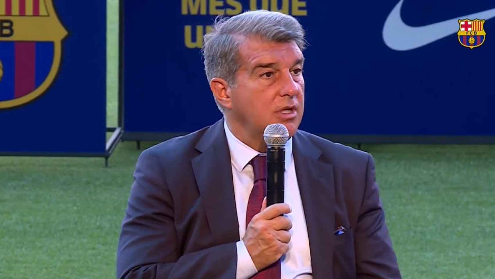 Laporta durante una rueda de prensa / FCB