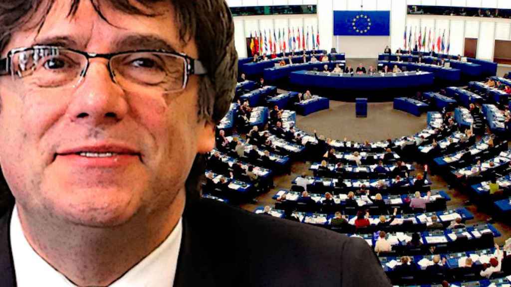 Carles Puigdemont en el Parlamento Europeo / FOTOMONTAJE DE CG