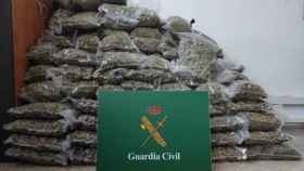 Imagen de los 179 kilos de marihuana incautada en La Jonquera / GUARDIA CIVIL