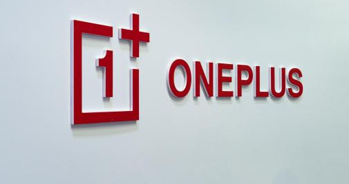 One plus en el Mobile World Congress / LUIS MIGUEL AÑÓN (CG)