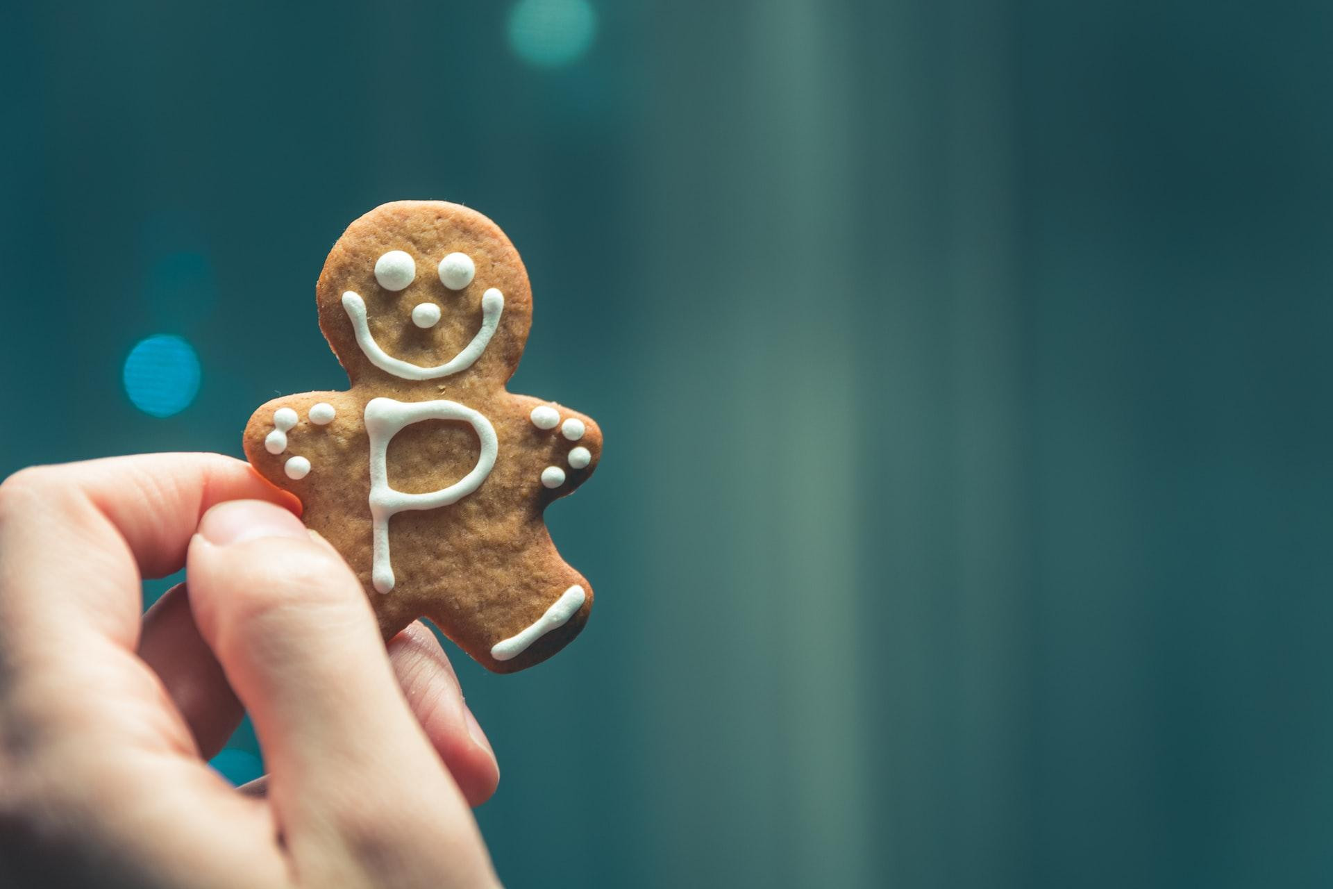 Galleta de jengibre / PIETRO DE GRANDI EN UNSPLASH