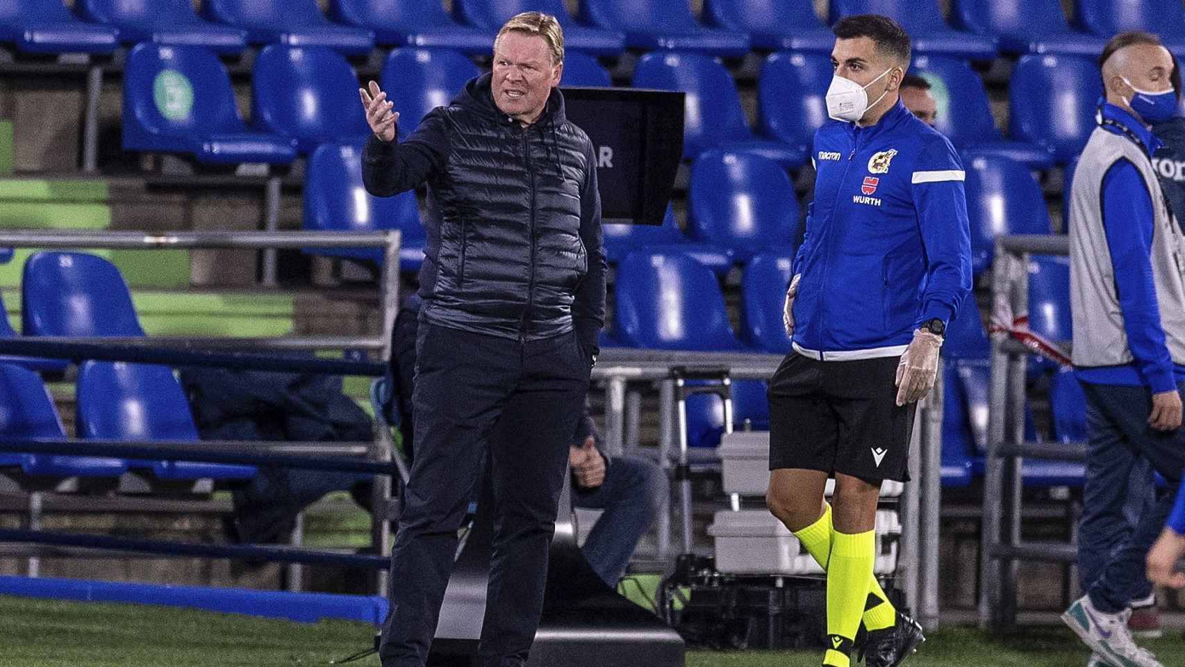 Koeman se queja del arbitraje en el Coliseum Alfonso Pérez / EFE