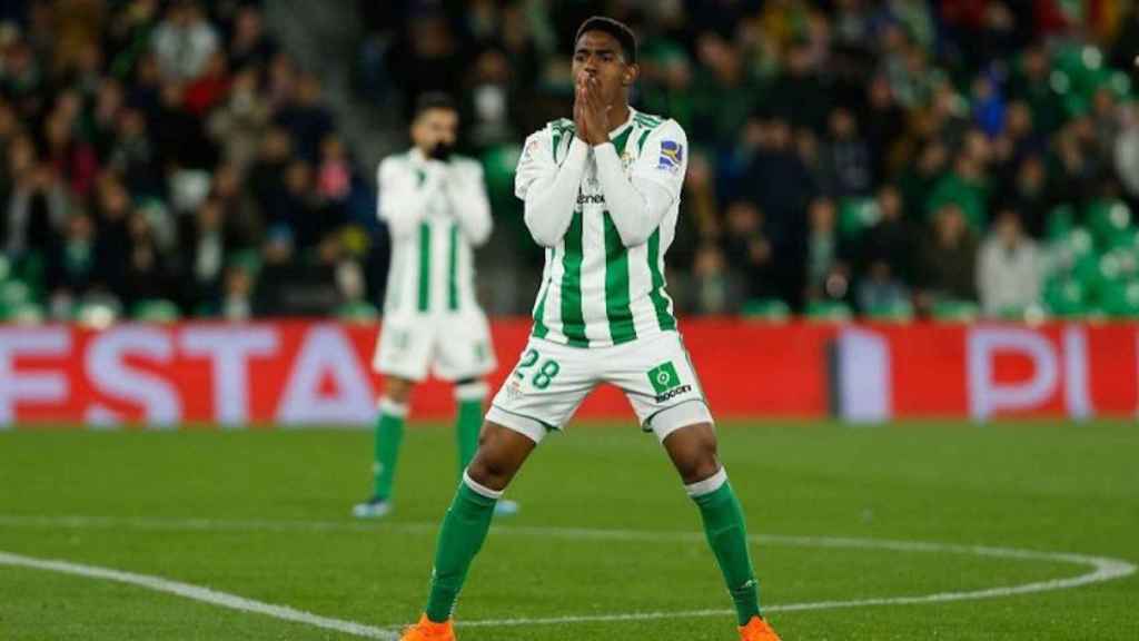 Una foto de Junior Firpo, jugador del Betis / Twitter