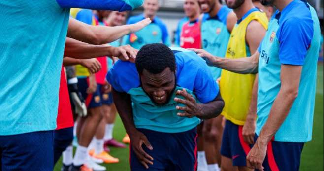 franck kessie collejas entrenamiento