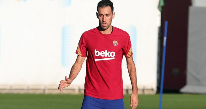 Busquets en un entrenamiento del Barça / FCB