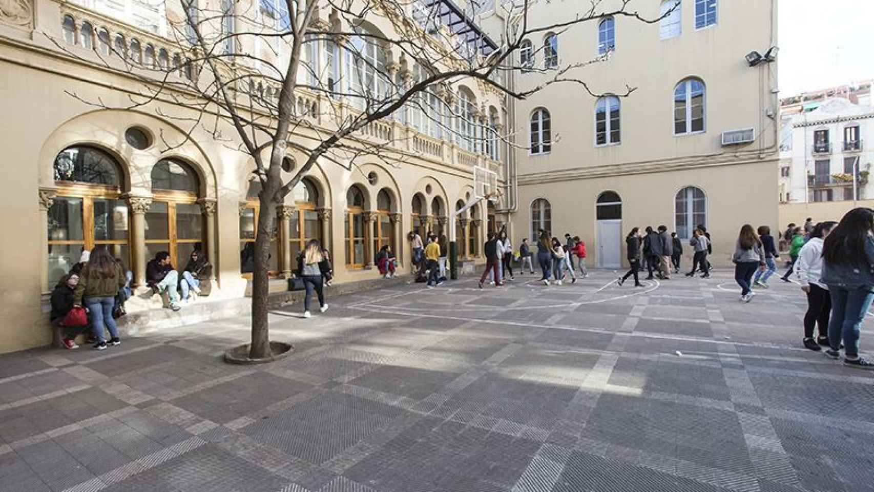 La Escola Vedruna Gràcia, donde estudiaron los alumnos abusados por el profesor