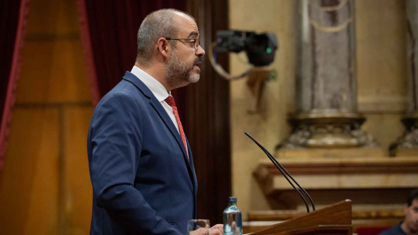 El 'exconseller' de Interior, Miquel Buch, durante una intervención parlamentaria / DAVID ZORRAKINO - EUROPA PRESS