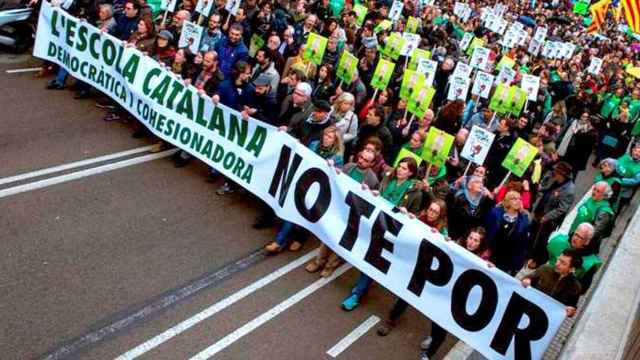 Manifestación nacionalista a favor de la inmersión monolingüe obligatoria en catalán en las escuelas de Cataluña que defiende ERC / EFE